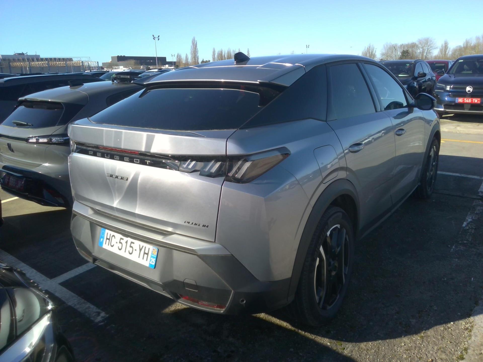 Peugeot 3008 Plug-in Hybrid 195 e-DCS7 Allure 2025