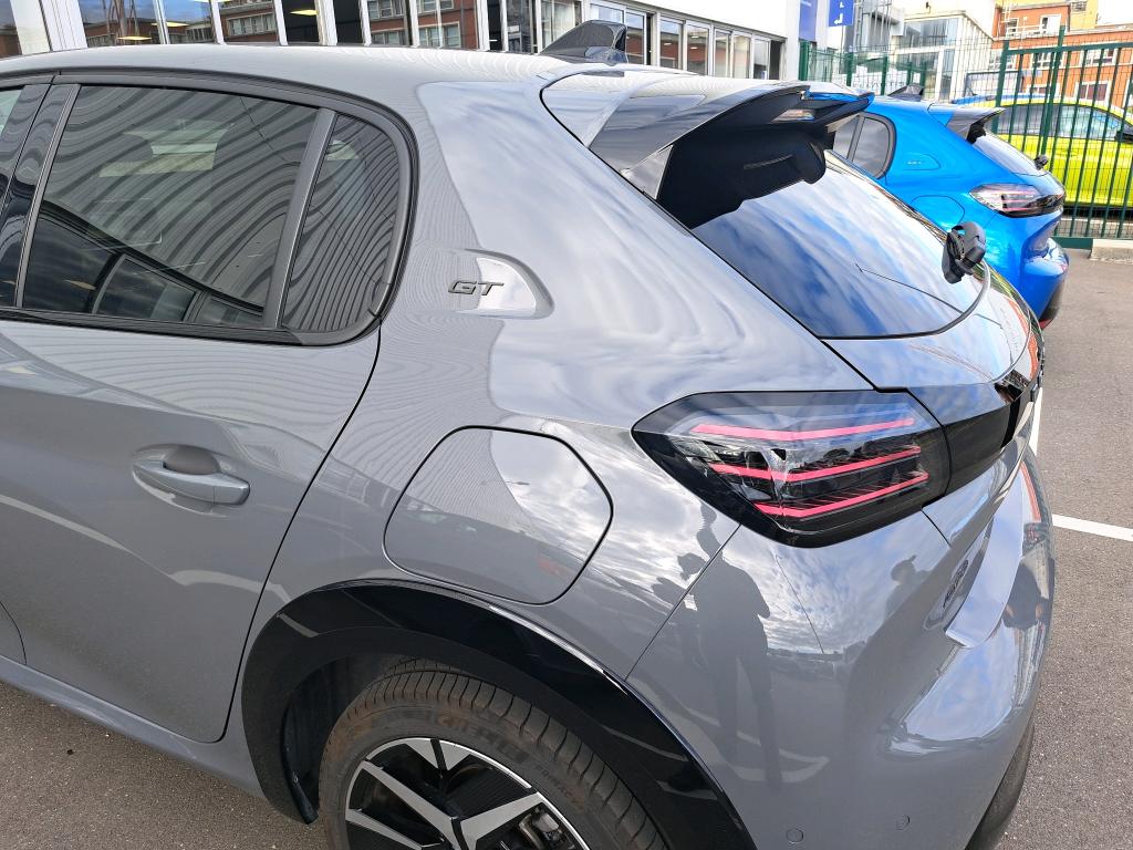 Peugeot 208 Hybrid 145 ch e-DCS6 GT 2025