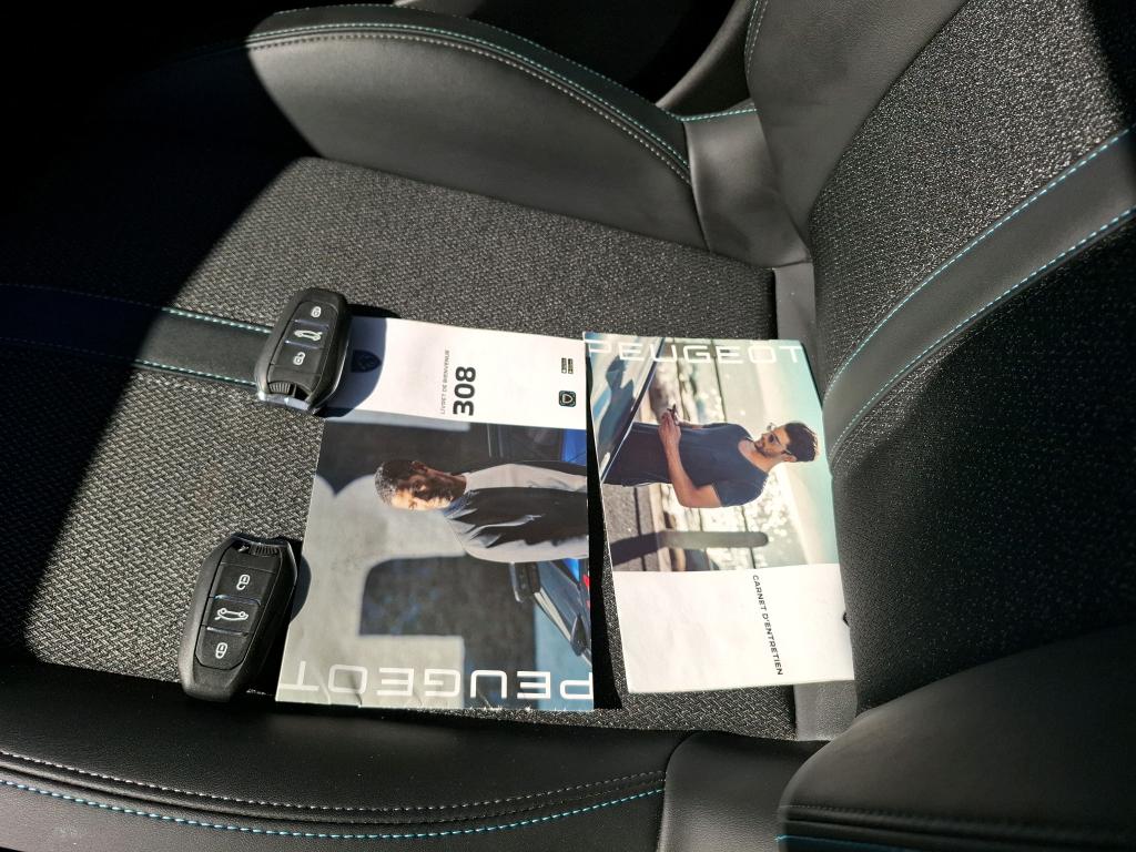 Peugeot 308 SW BlueHDi 130ch S&S EAT8 Allure Pack 2022