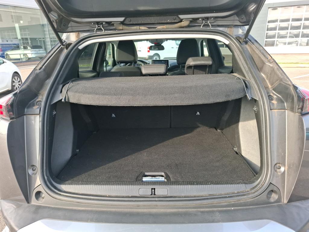 Peugeot 2008 BlueHDi 130 S&S EAT8 Allure 2021