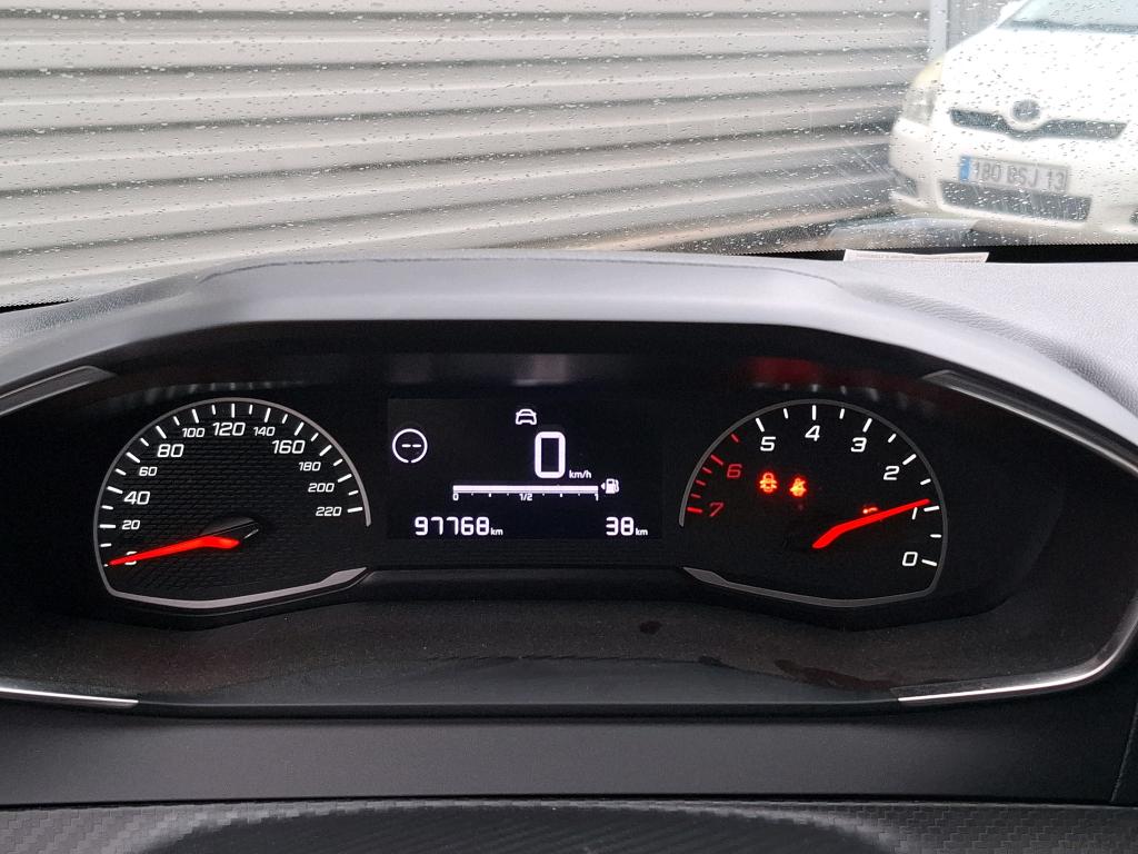 Peugeot 208 PURETECH 75 S&S BVM5 PREMIUM 2022