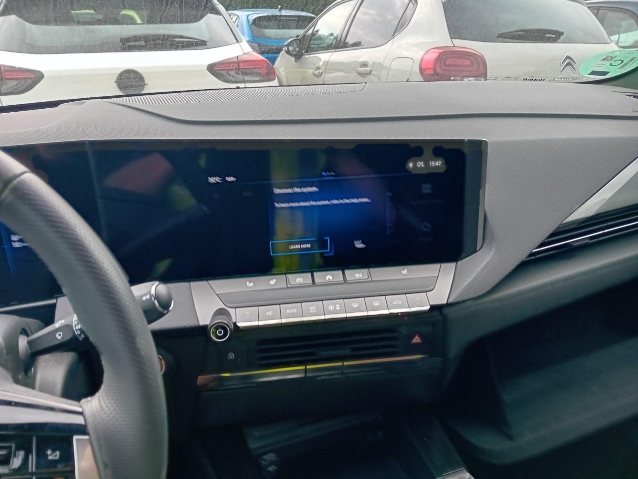 Foto Opel Astra 21