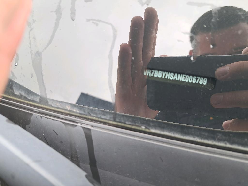 Citroen C4 SOCIETE BLUEHDI 110 S&S BVM6 FEEL NAV BUSINESS R 2022