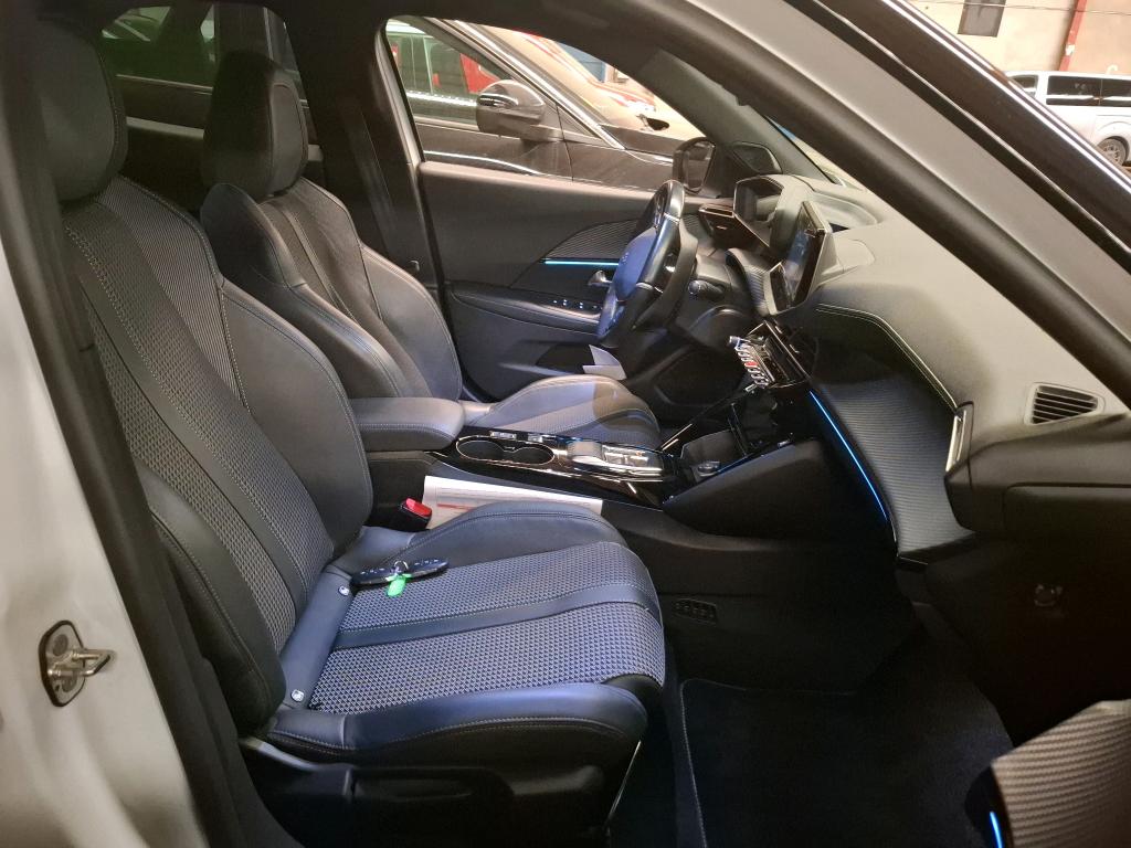 Peugeot 2008 Electrique 136 ch GT 2023