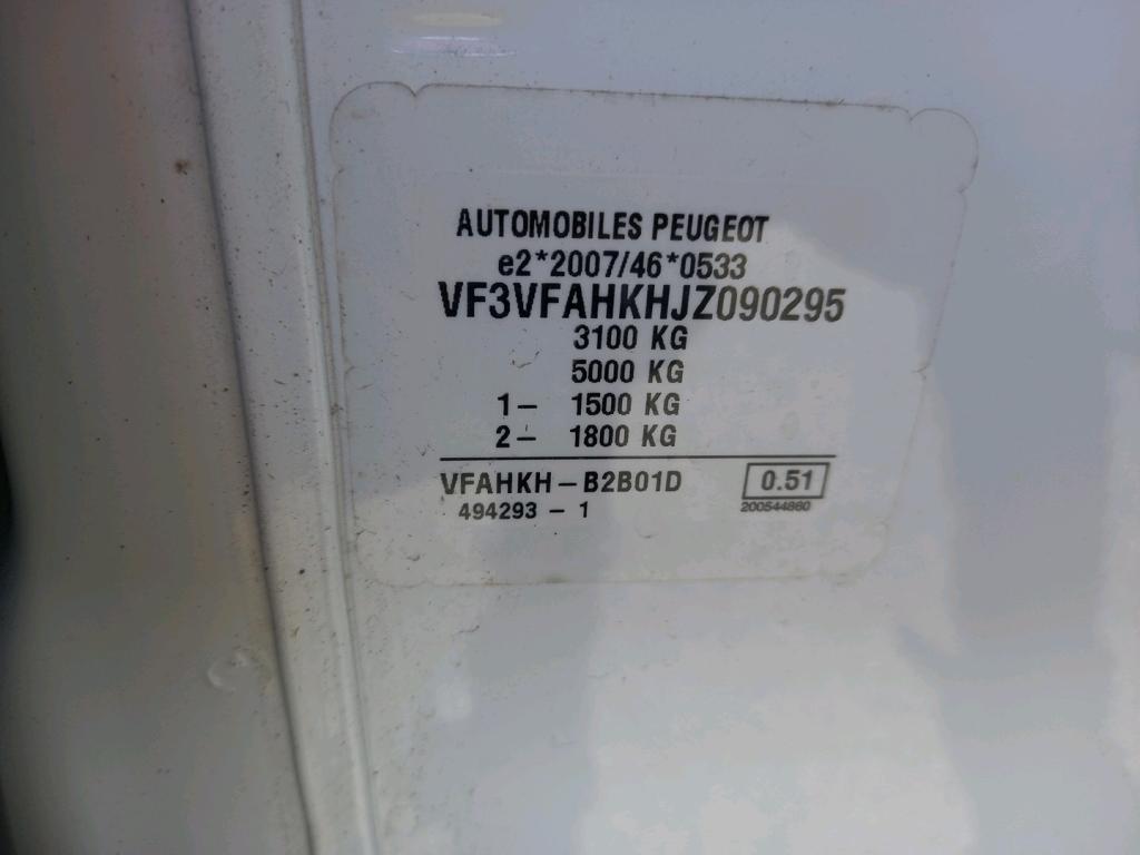 Peugeot EXPERT FGN TOLE STANDARD 2.0  BLUEHDI 120 S&S BVM6 PREMIUM 2018