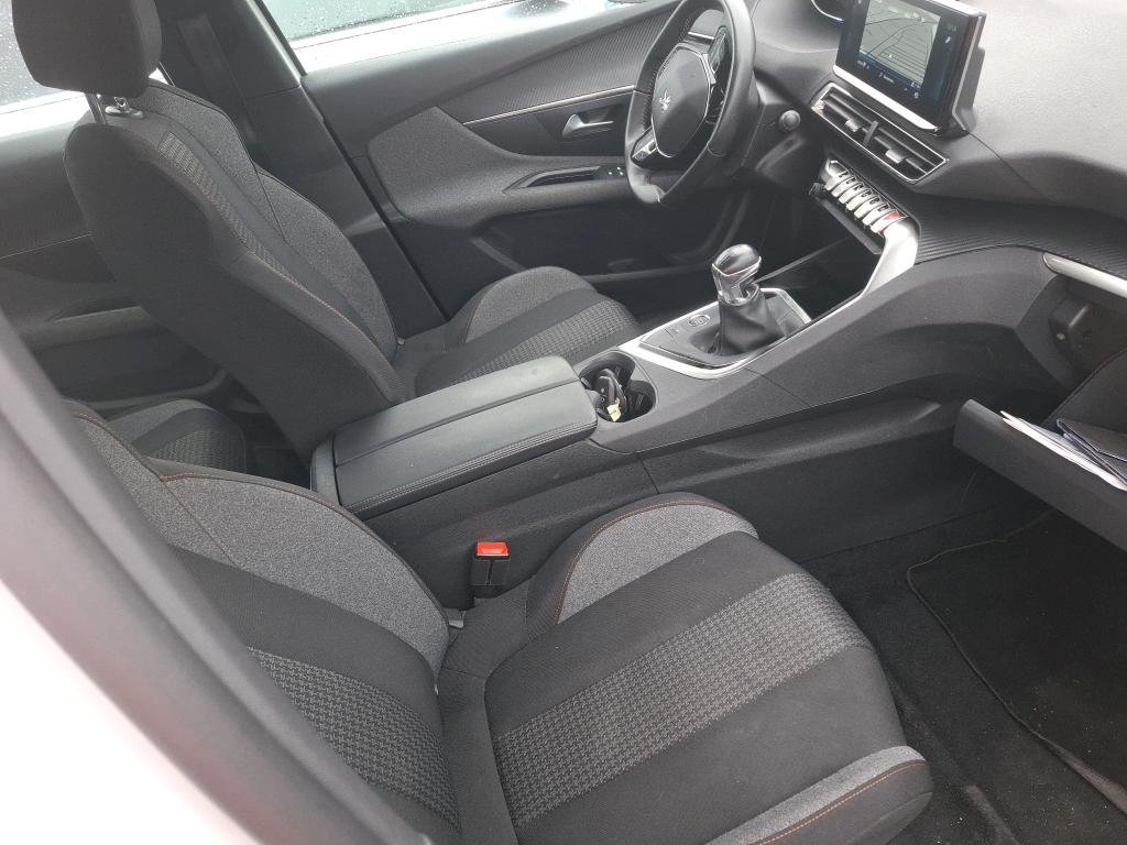 Peugeot 3008 BlueHDi 130ch S&S BVM6 Active Pack 2022
