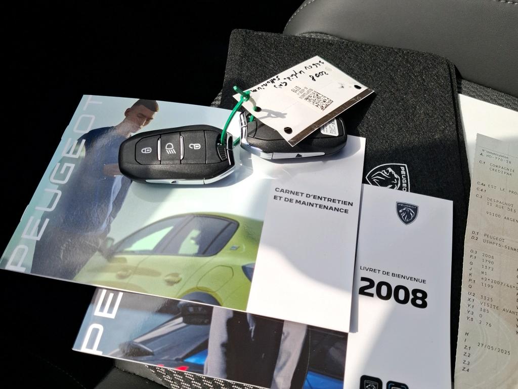 Peugeot 2008 Hybrid 145 e-DCS6 GT 2025