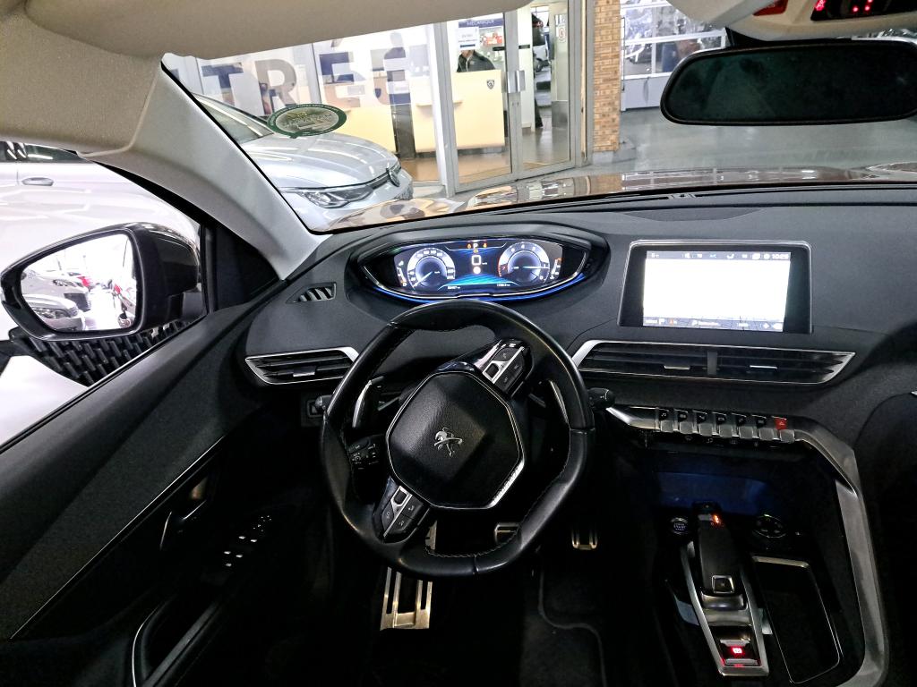 Peugeot 3008 Puretech 130ch S&S EAT8 Crossway 2018