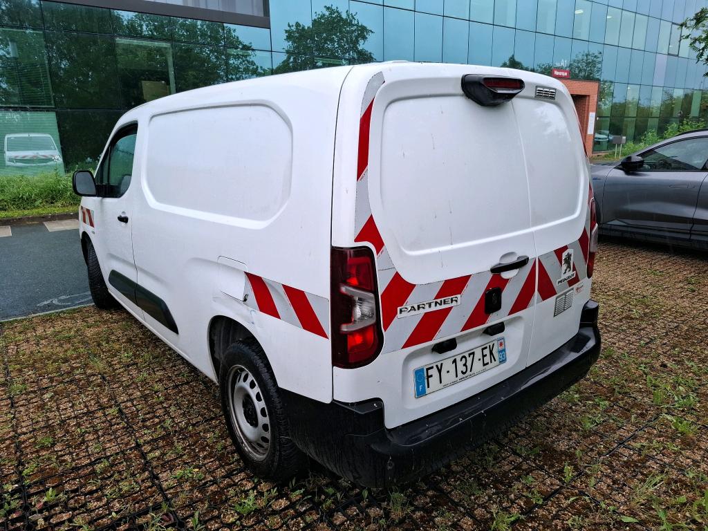 Peugeot PARTNER FOURGON LONG 950 KG BLUEHDI 130 S&S EAT8 ASPHALT 2021