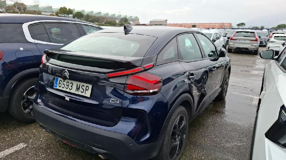 Foto Citroën C4 X 8