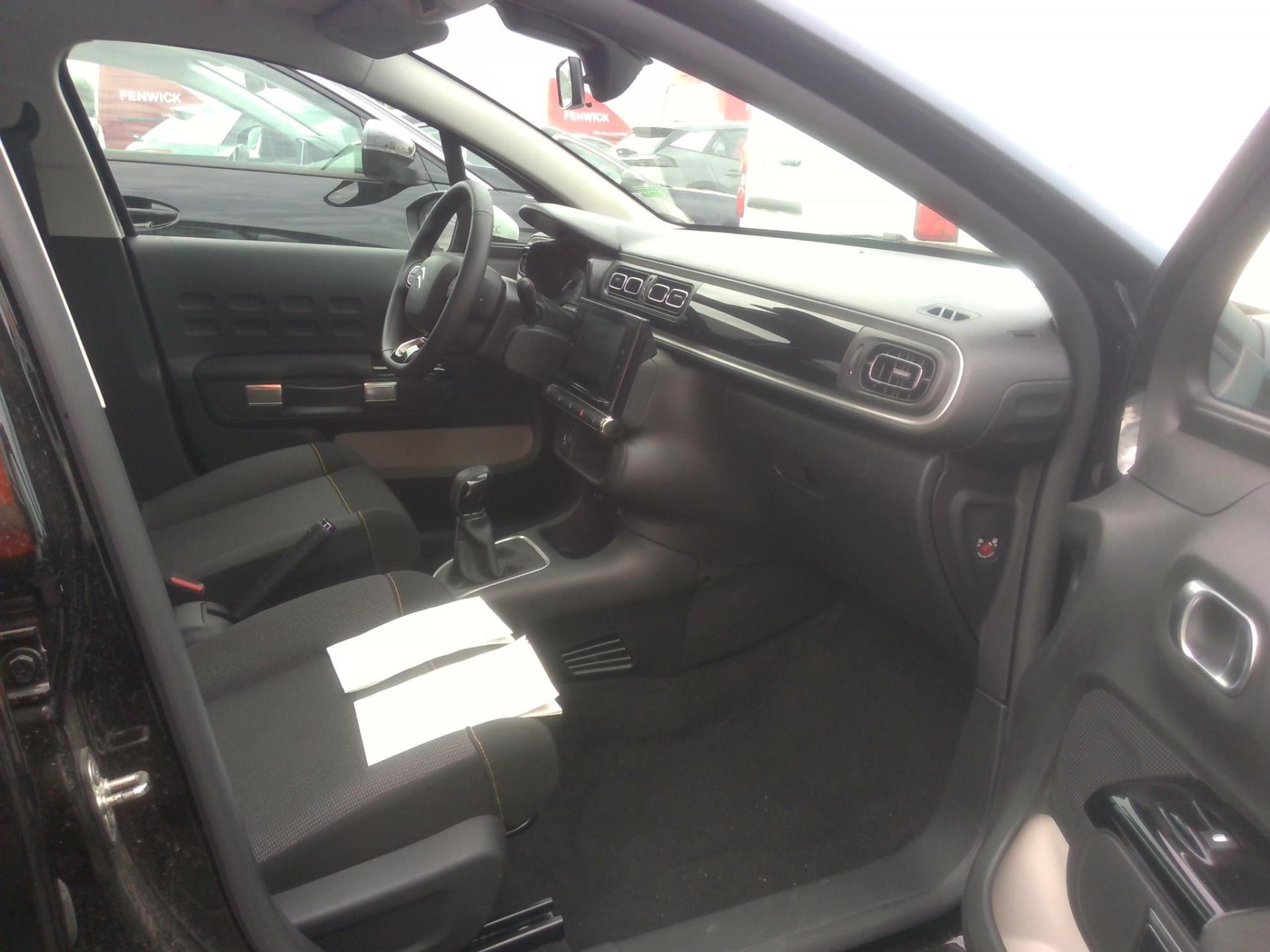 Citroen C3 PureTech 83 S&S BVM5 Shine 2022