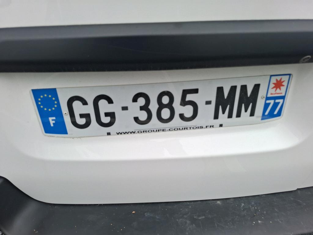 Peugeot EXPERT FGN TOLE STANDARD BLUEHDI 145 S&S EAT8 ASPHALT 2022