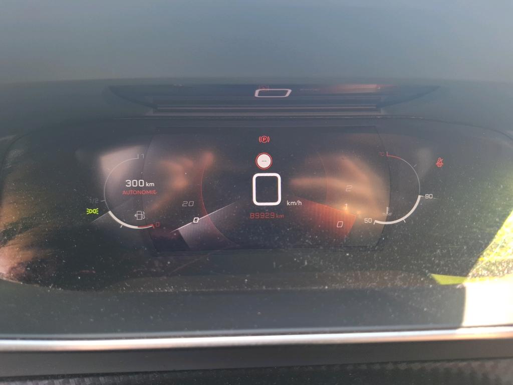 Peugeot 208 BlueHDi 100 S&S BVM6 Allure Business 2021