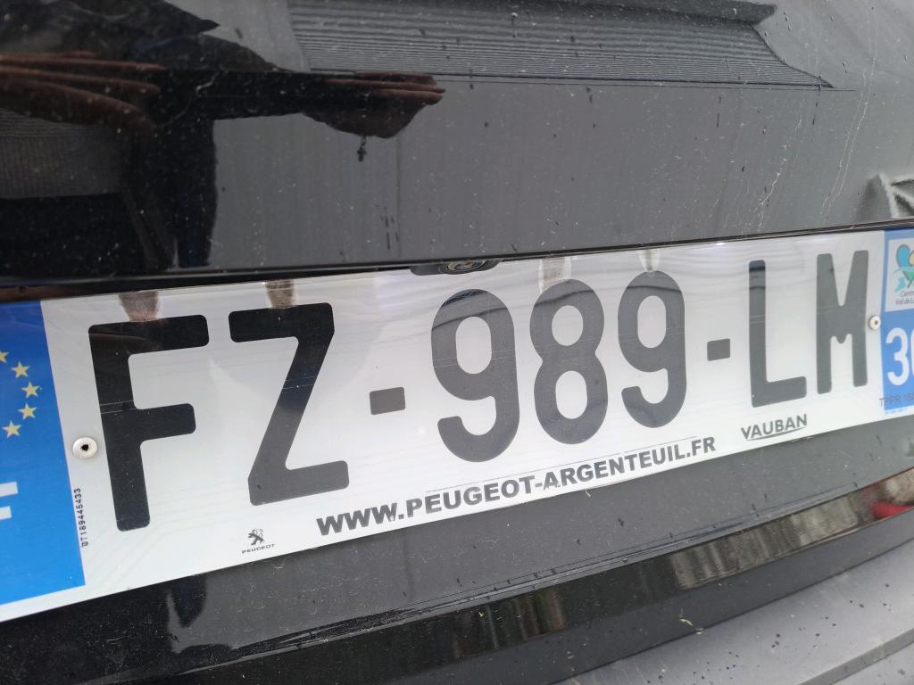 Peugeot 3008 BlueHDi 130ch S&S EAT8 Active Business 2021