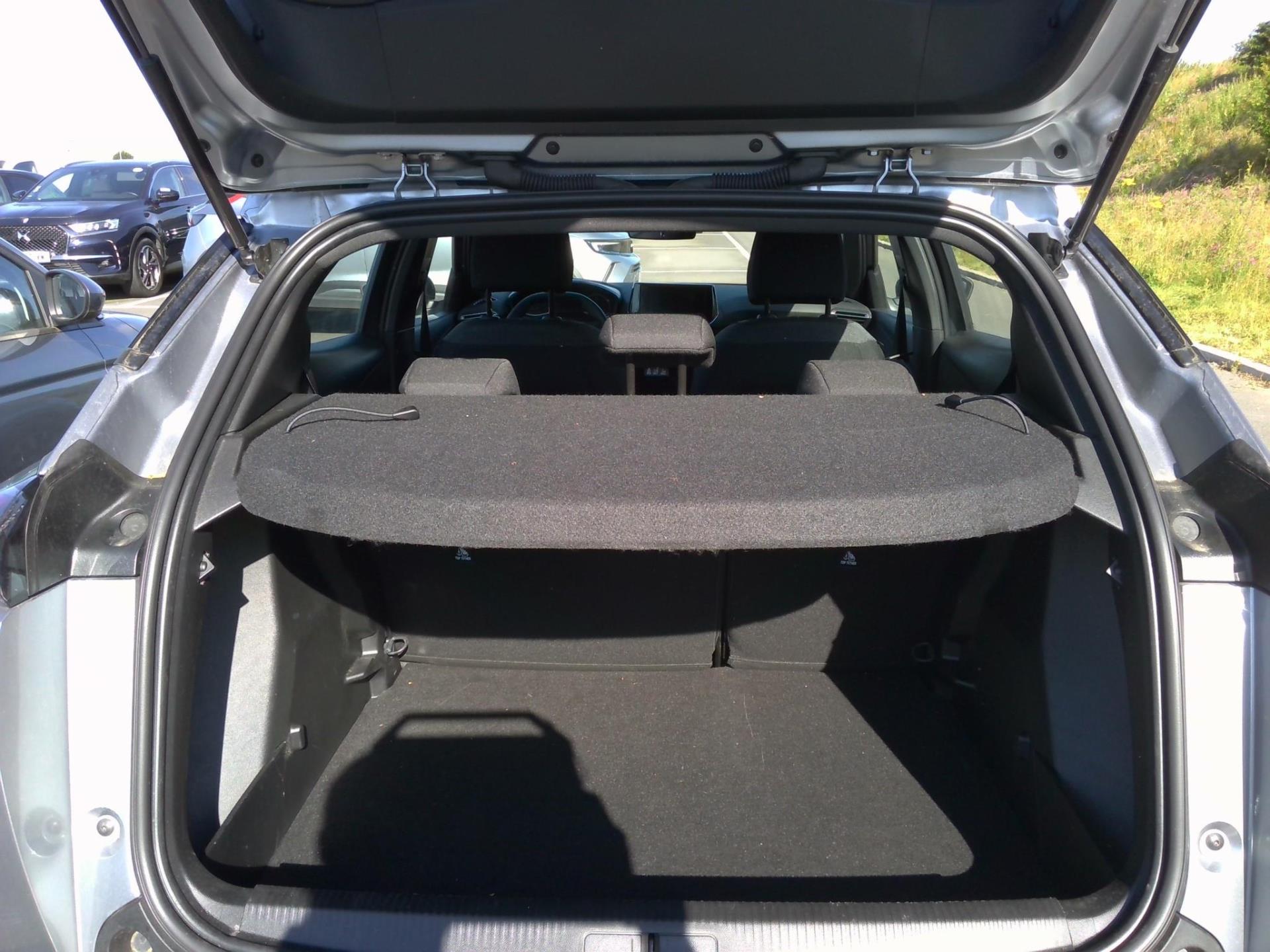 Peugeot 2008 PureTech 100 S&S BVM6 Active 2022