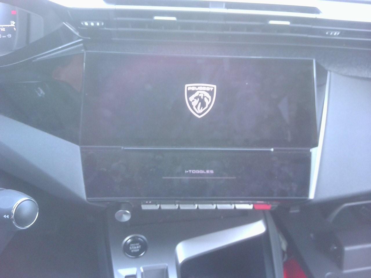 Foto Peugeot 408 13