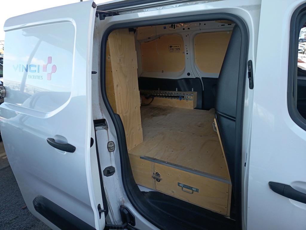 Peugeot PARTNER FOURGON STANDARD 1000 KG BLUEHDI 100 S&S BVM5 ASPHALT 2020