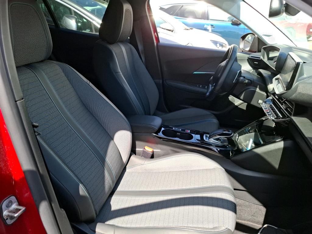 Peugeot 2008 PureTech 130 S&S EAT8 Allure Pack 2021