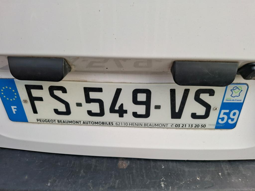 Peugeot PARTNER FOURGON STANDARD 650 KG BLUEHDI 100 S&S BVM5 PREMIUM 2020
