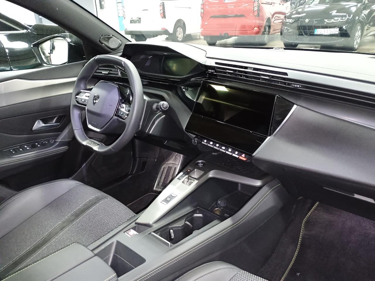 Peugeot 308 III