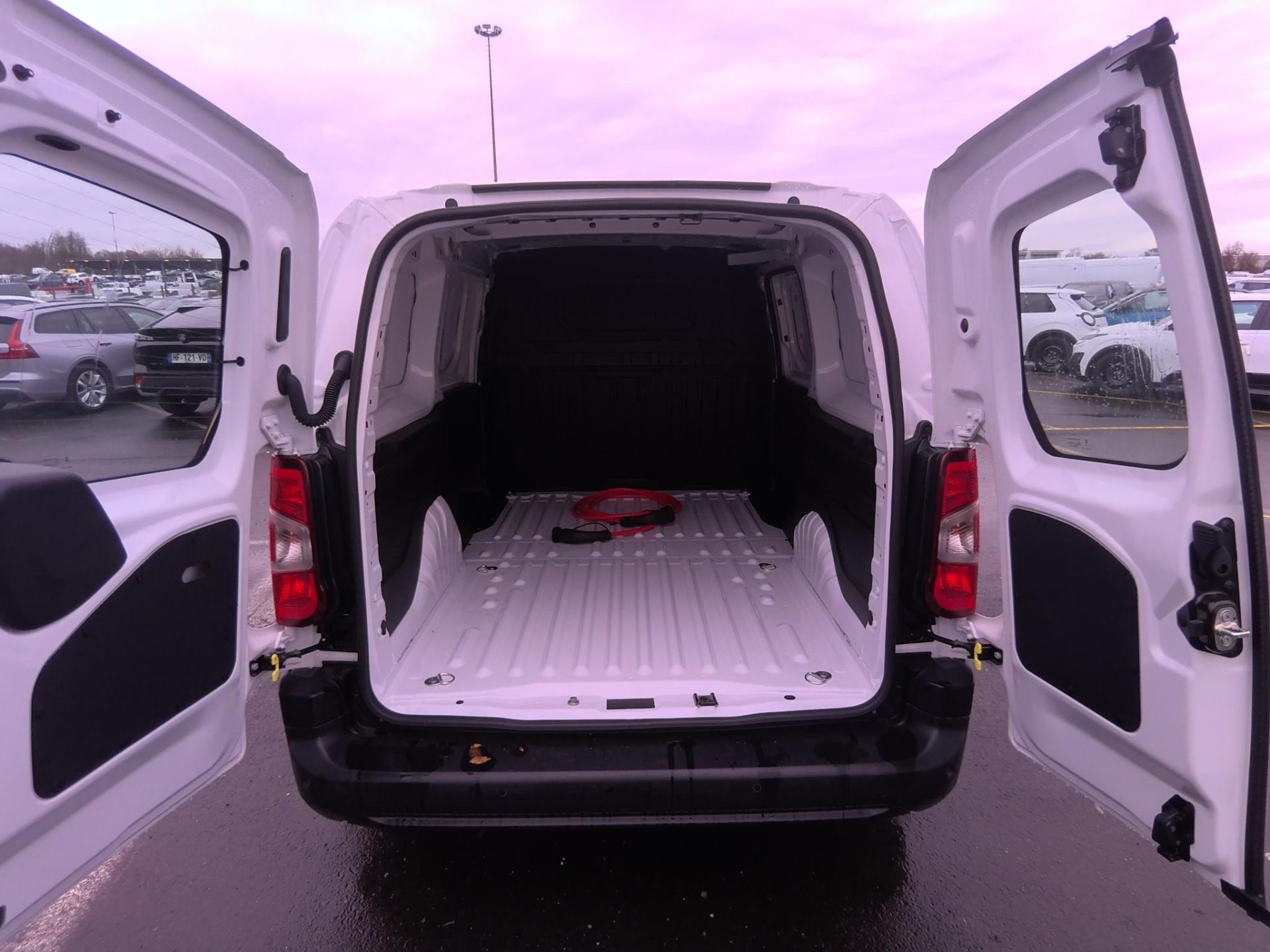 Citroen E-BERLINGO VAN TAILLE XL 700KG 136 CH BATTERIE 54 KWH  2025