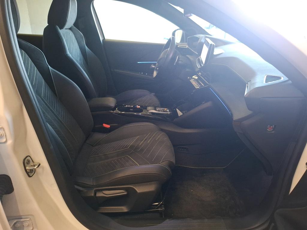 Peugeot 208 Hybrid 136 e-DCS6 GT 2024