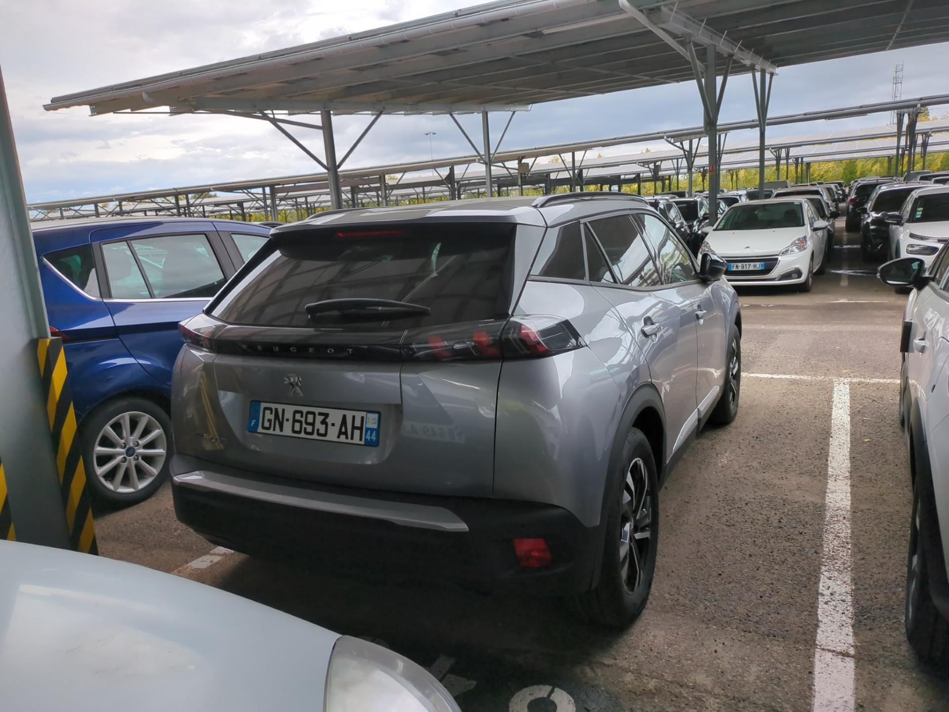 Peugeot 2008 Electrique 136 ch Allure 2023