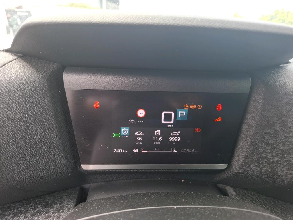 Citroen C4 SOCIETE BLUEHDI 130 S&S EAT8 FEEL NAV BUSINESS R 2022