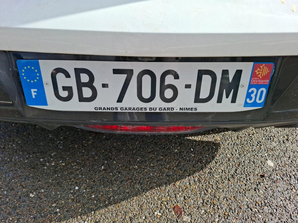 Peugeot 208 BlueHDi 100 S&S BVM6 Allure Business 2021