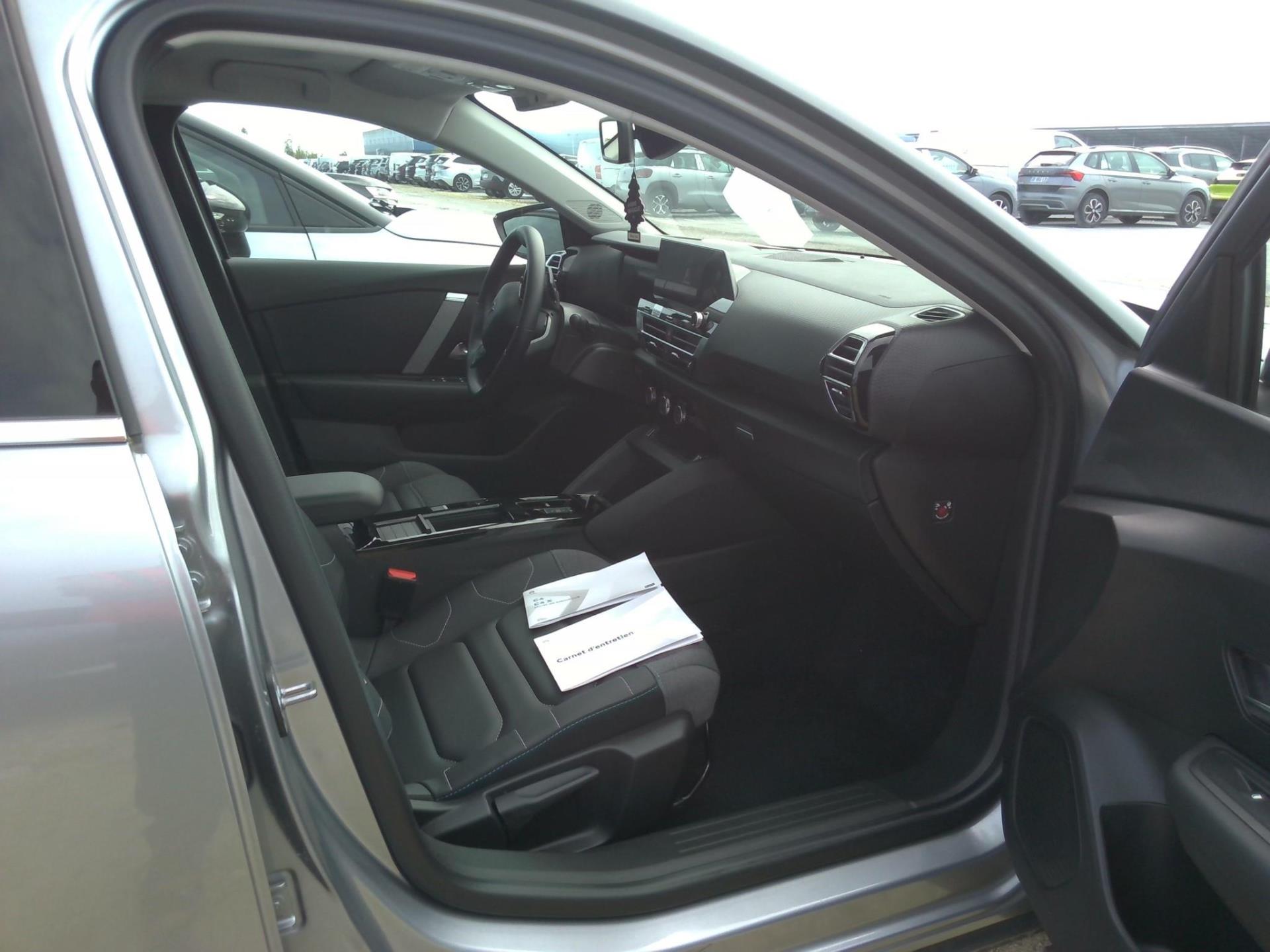 Citroen C4 BlueHDi 130 S&S EAT8 Shine 2023