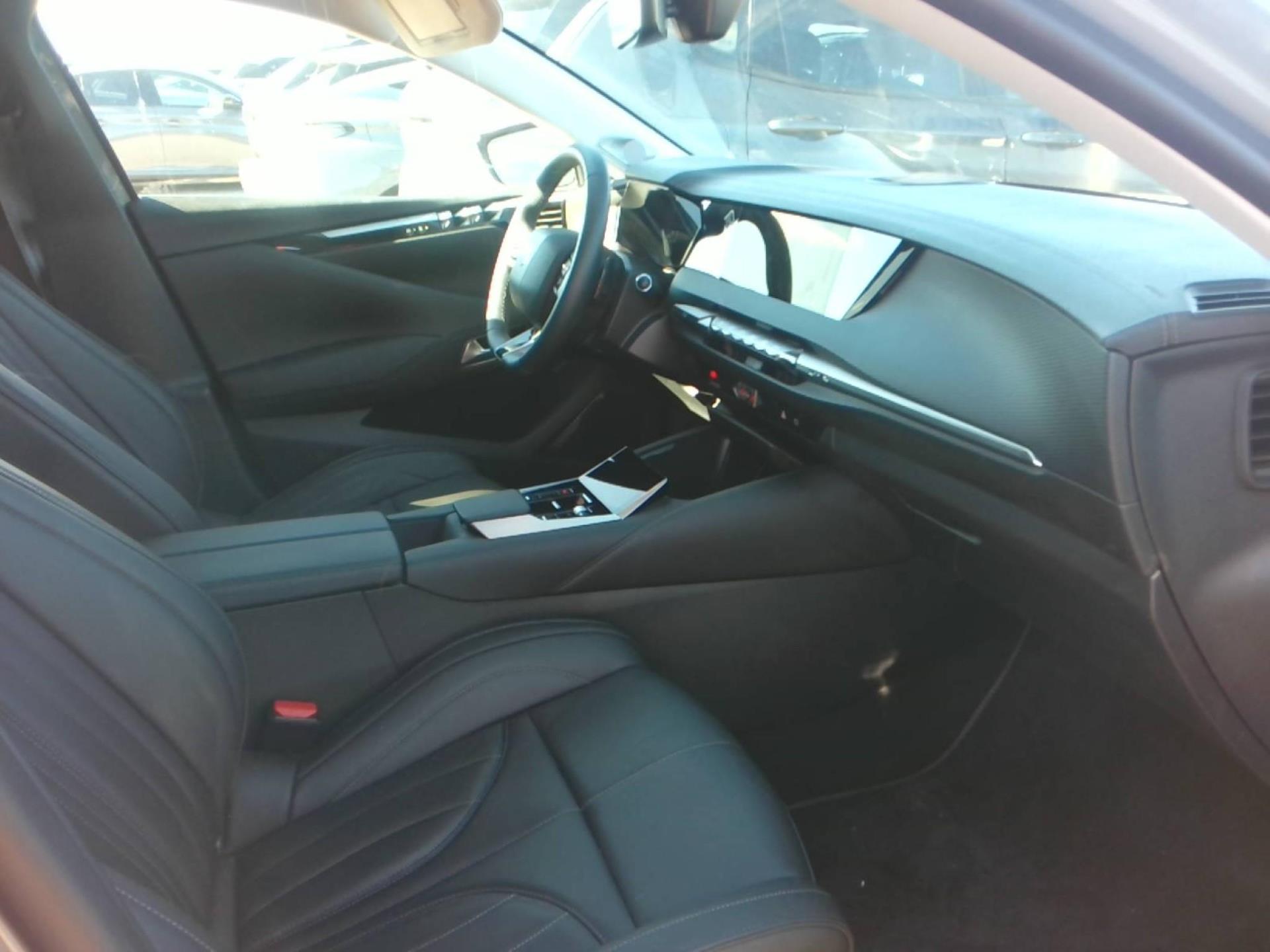 DS DS 4 PureTech 130 EAT8 Cross Rivoli 2023