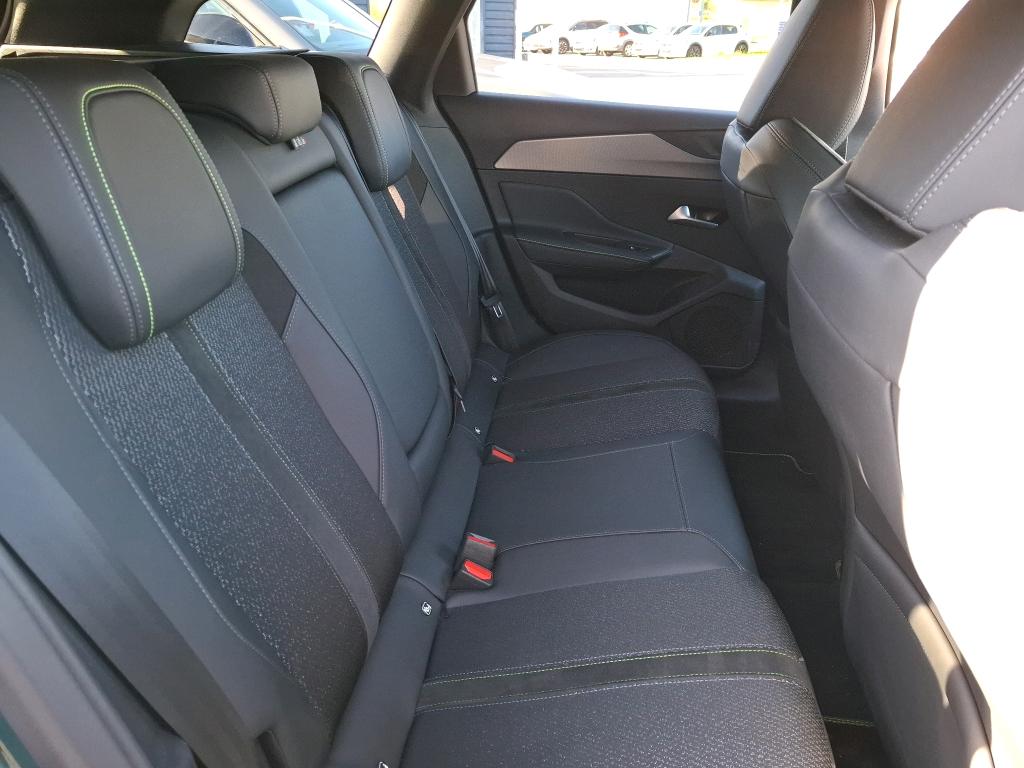 Peugeot 308 SW Hybrid 136 e-DCS6 GT 2025