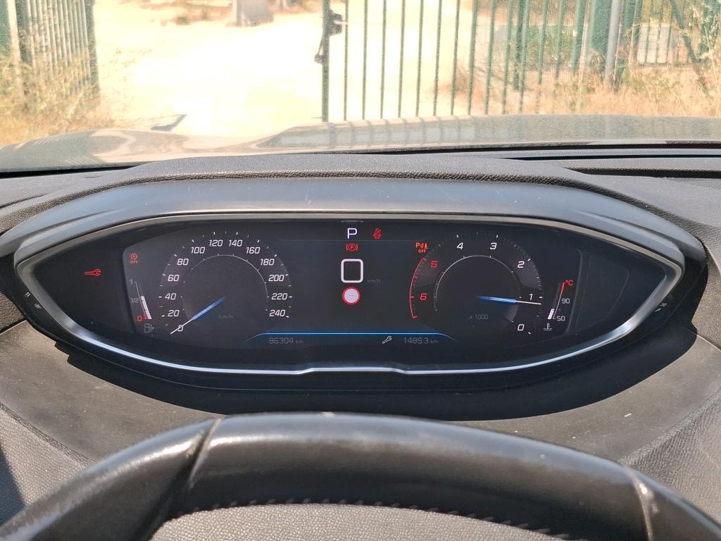 Peugeot 3008 BlueHDi 130ch S&S EAT8 Active Pack 2022