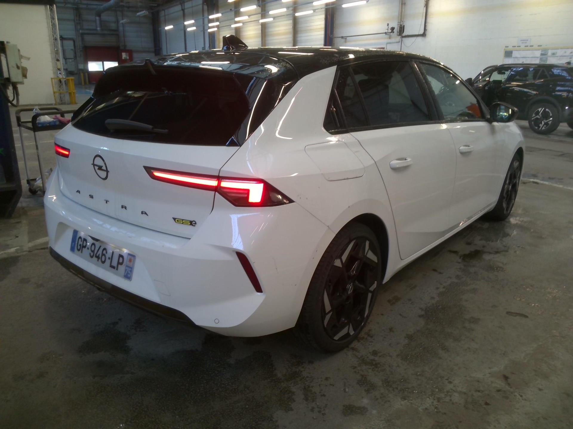 Opel Astra Hybride Rechargeable 225 ch BVA8 GSe 2023