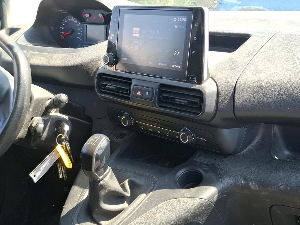 Peugeot PARTNER FOURGON STANDARD 650 KG BLUEHDI 100 S&S BVM5 PREMIUM 2021