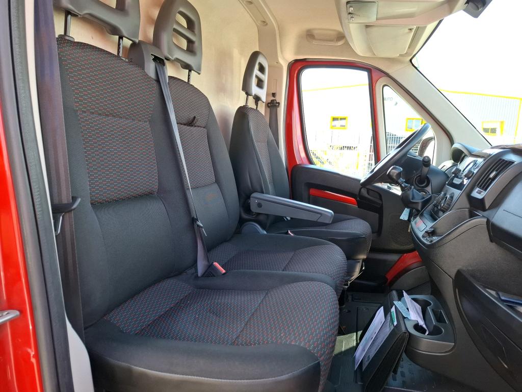 Peugeot BOXER TOLE 333 L1H1 BLUEHDI 120 S&S PRO 2021
