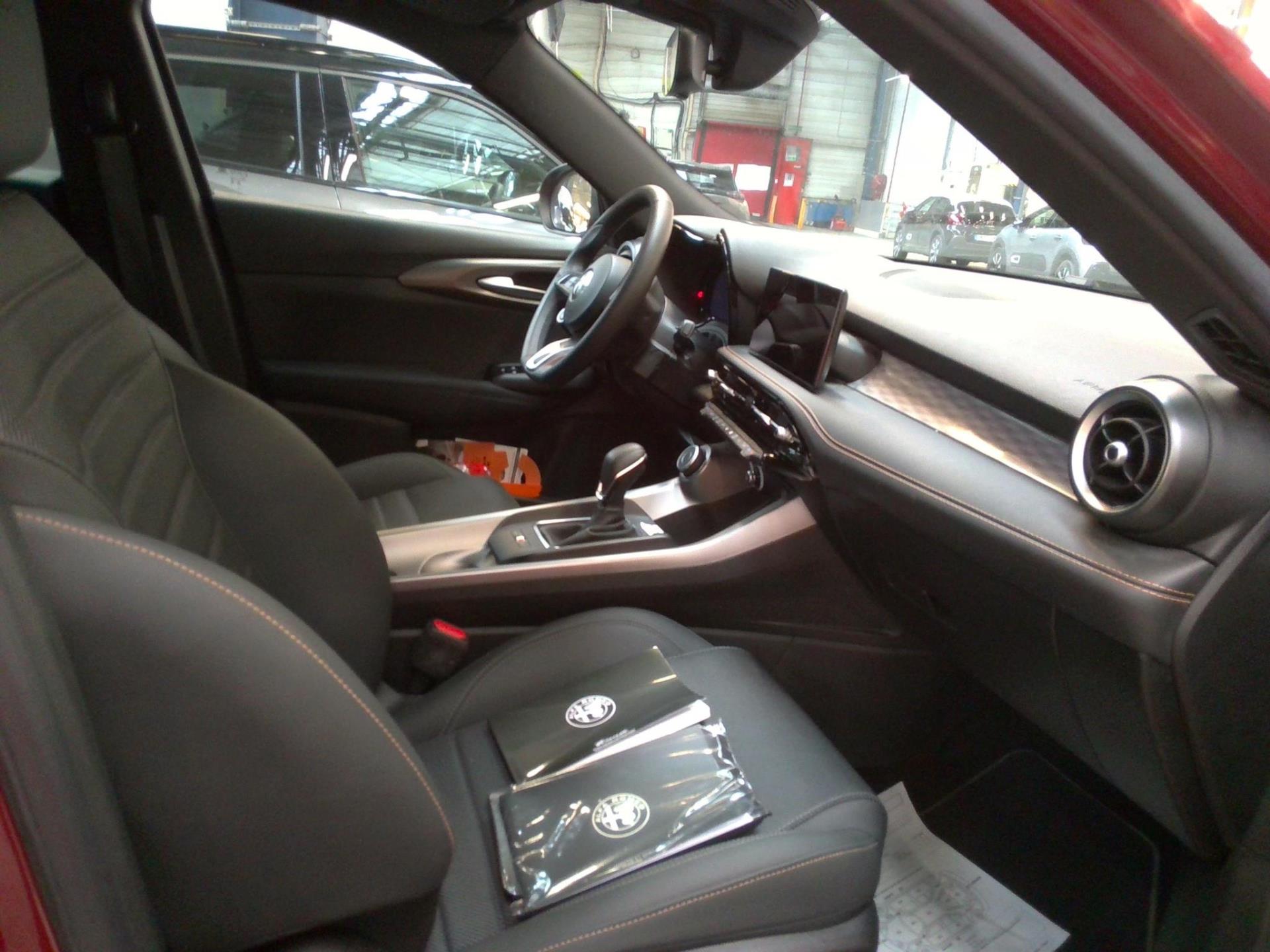 ALFA ROMEO Tonale 1.3 Hybride Rechargeable PHEV 280ch AT6 Q4 Ti 2023