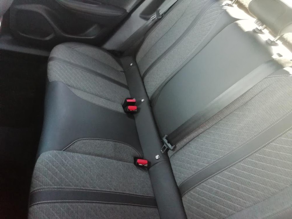 Foto Peugeot 2008 9