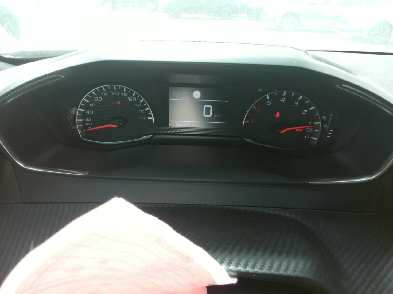 Foto Peugeot 2008 5