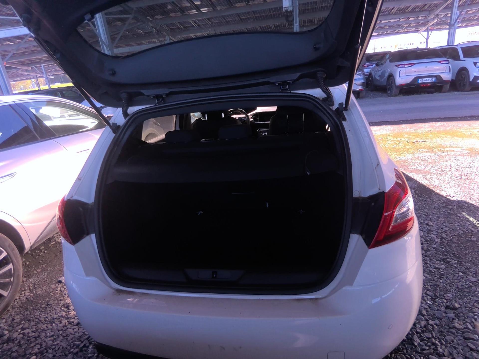 Peugeot 308 PureTech 130ch S&S BVM6 GT 2021