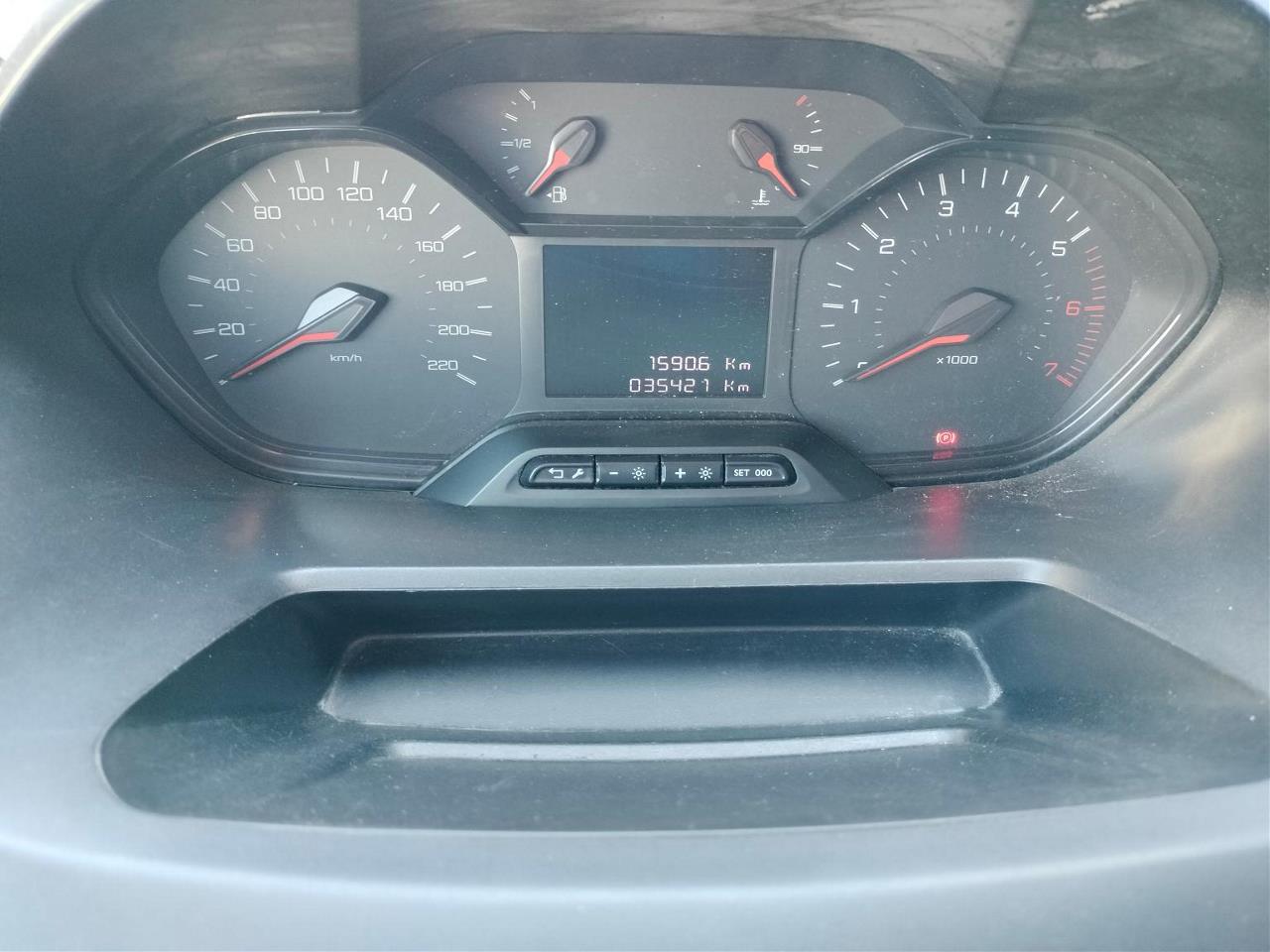 Foto Peugeot Partner 6