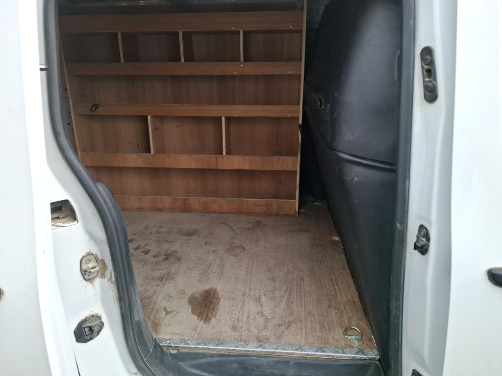 Peugeot PARTNER FOURGON STANDARD 650 KG BLUEHDI 100 S&S BVM5 PREMIUM 2021