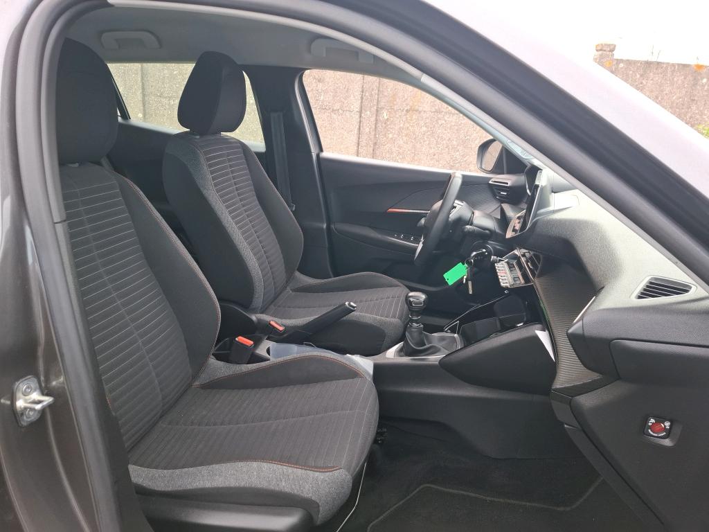 Peugeot 2008 BlueHDi 110 S&S BVM6 Active Business 2021