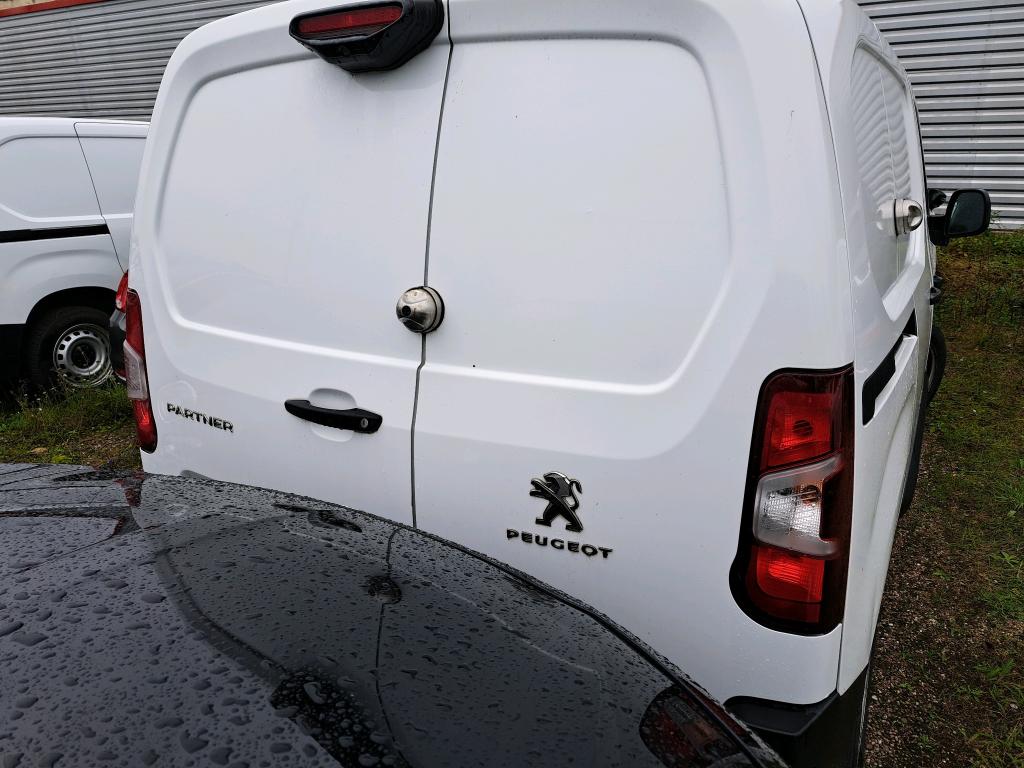 Peugeot PARTNER FOURGON STANDARD 650 KG BLUEHDI 100 S&S BVM5 ASPHALT 2021