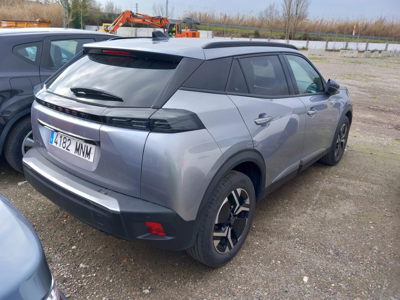 Foto Peugeot 2008 4