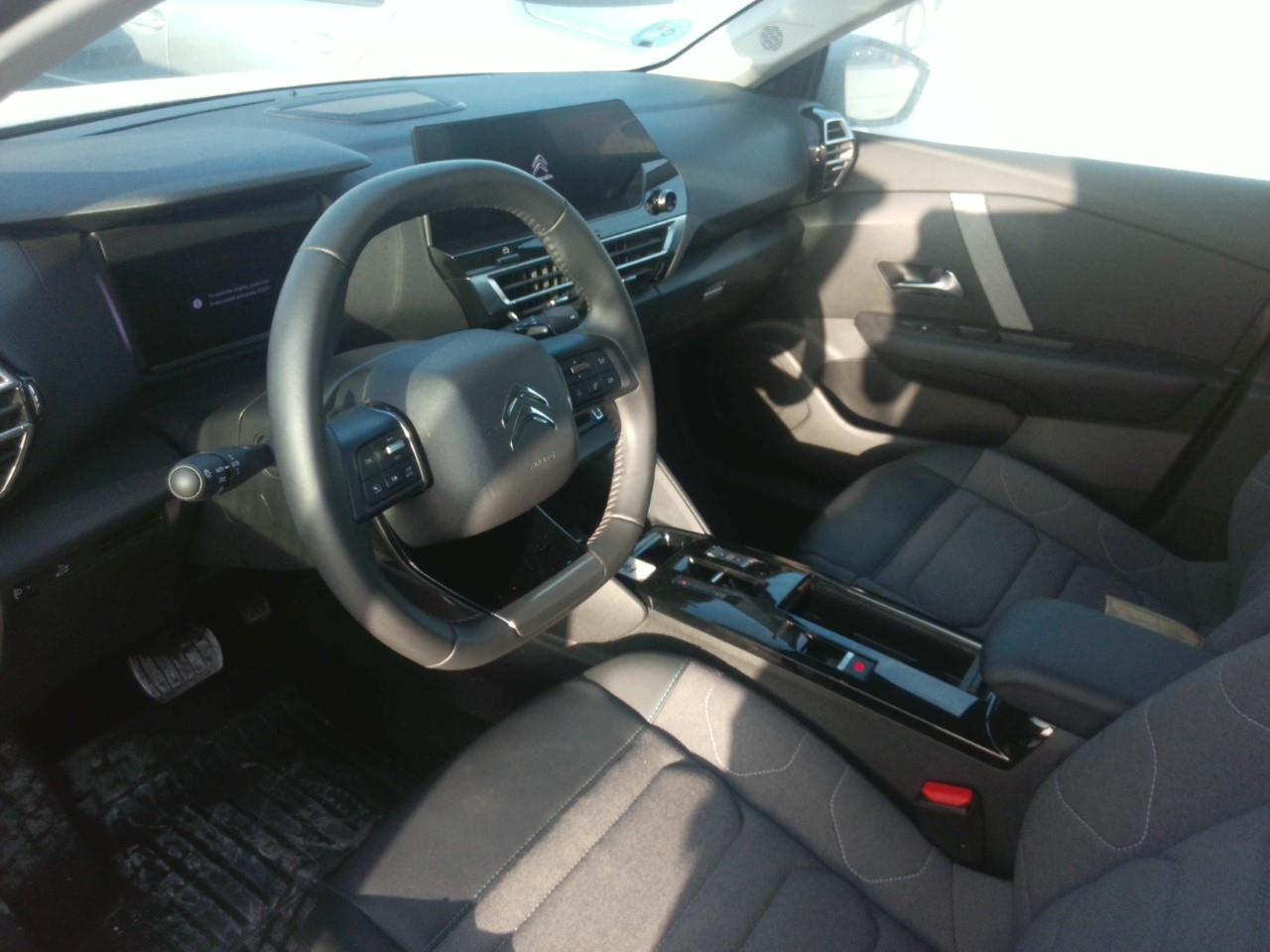 Foto Citroën C4 X 3