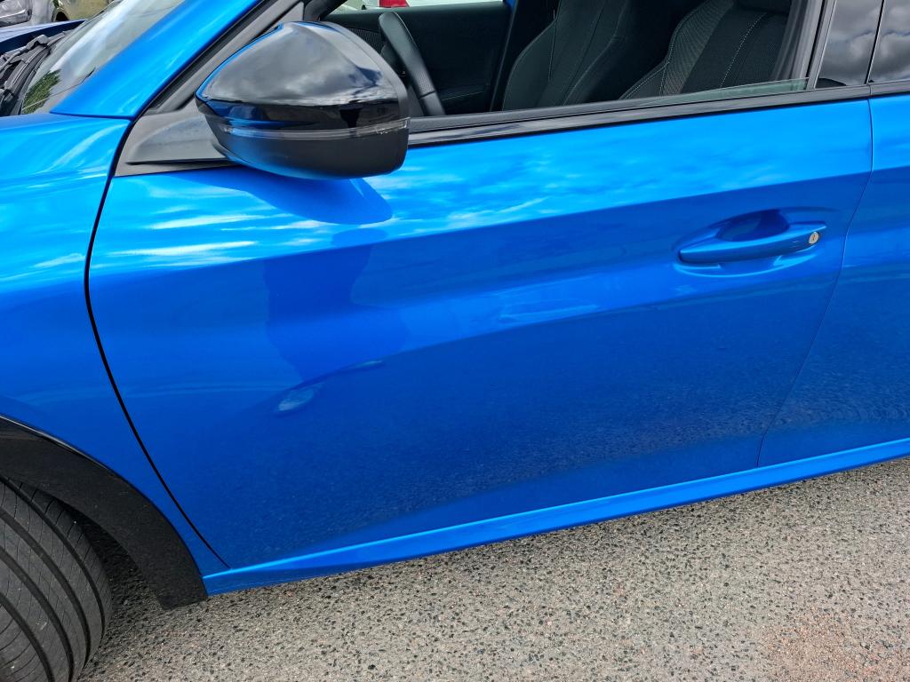 Peugeot 208 Hybrid 110 e-DCS6 GT 2025