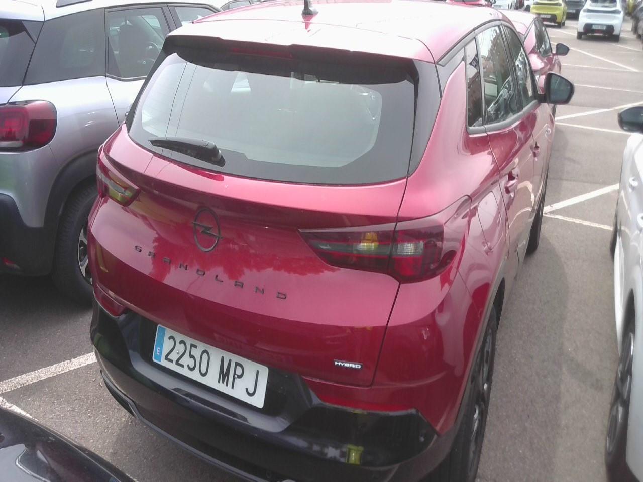 Foto Opel Grandland PHEV 3
