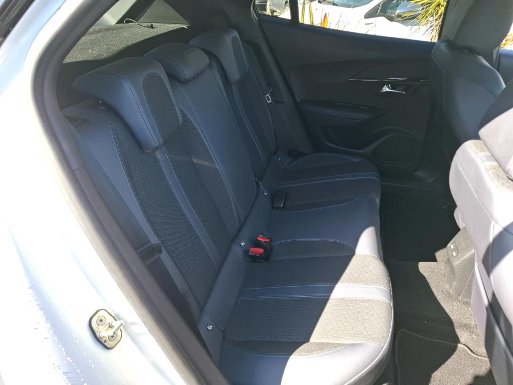 Peugeot 2008 PureTech 130 S&S EAT8 Allure Business 2020
