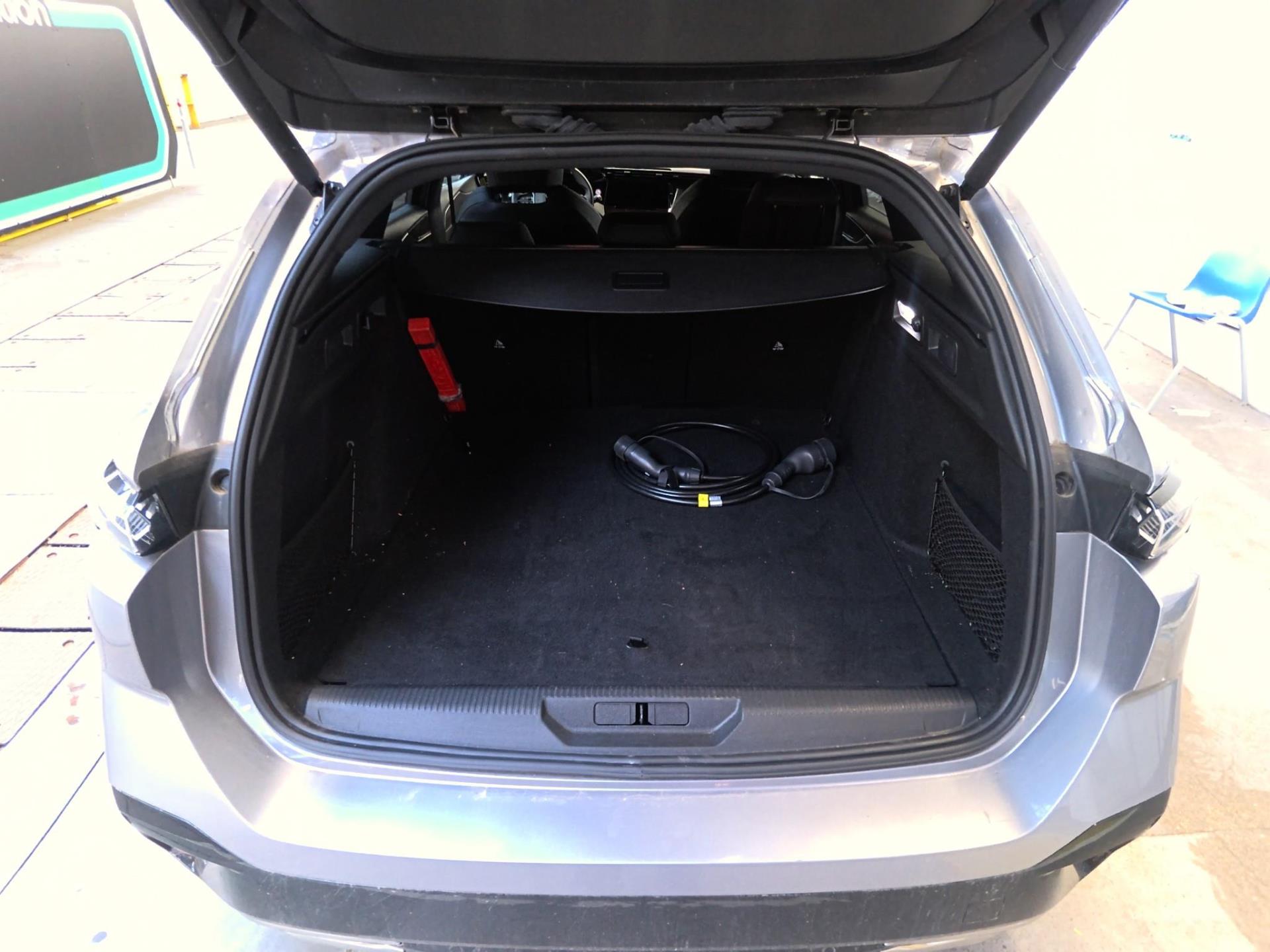 Peugeot 308 SW PHEV 225 e-EAT8 GT 2024